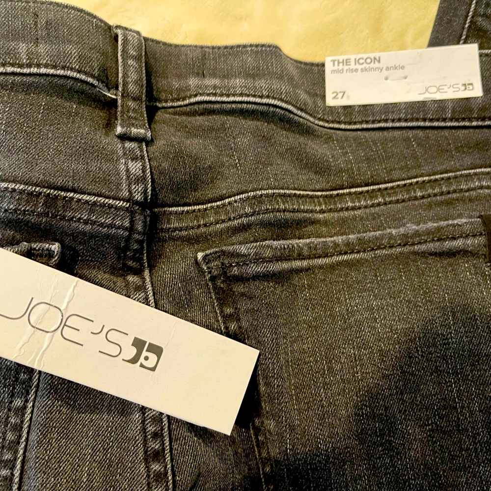 Joe’s Jeans The Icon Mid Rise Skinny Ankle Jeans